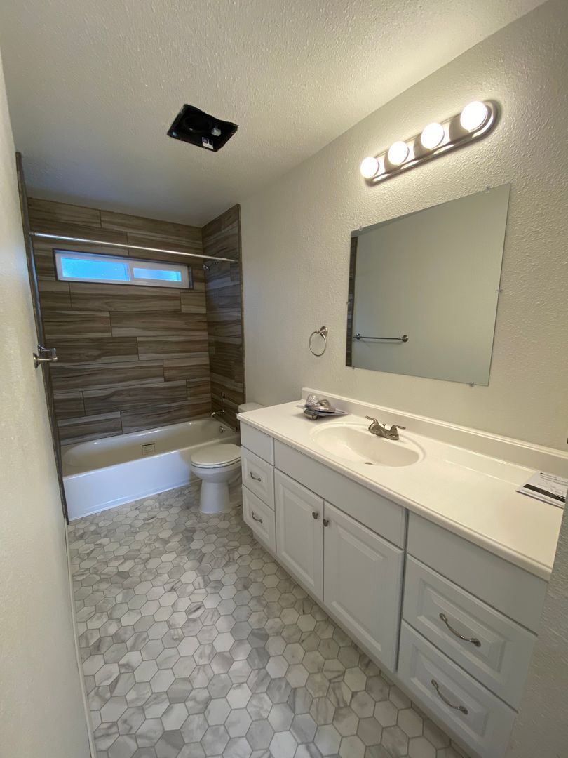 6767 Amherst St #B - San Diego - California - 2 bed, 1.5 bath rental property