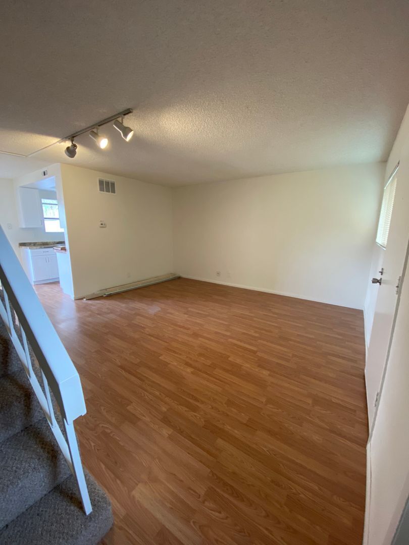6767 Amherst St #B - San Diego - California - 2 bed, 1.5 bath rental property