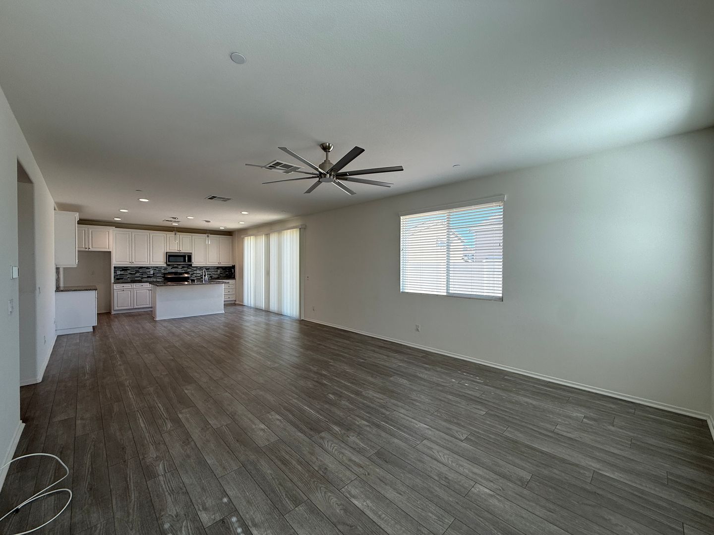 6929 Atmore St. - Palmdale - California - 5 bed, 3.5 bath rental property