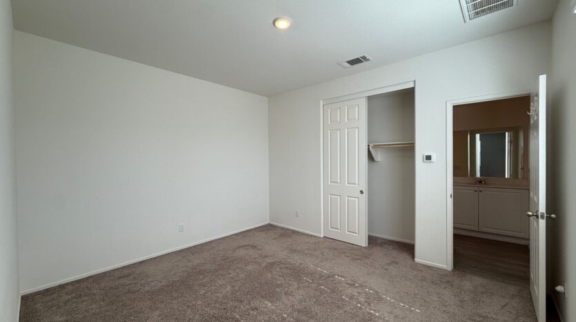 6929 Atmore St. - Palmdale - California - 5 bed, 3.5 bath rental property