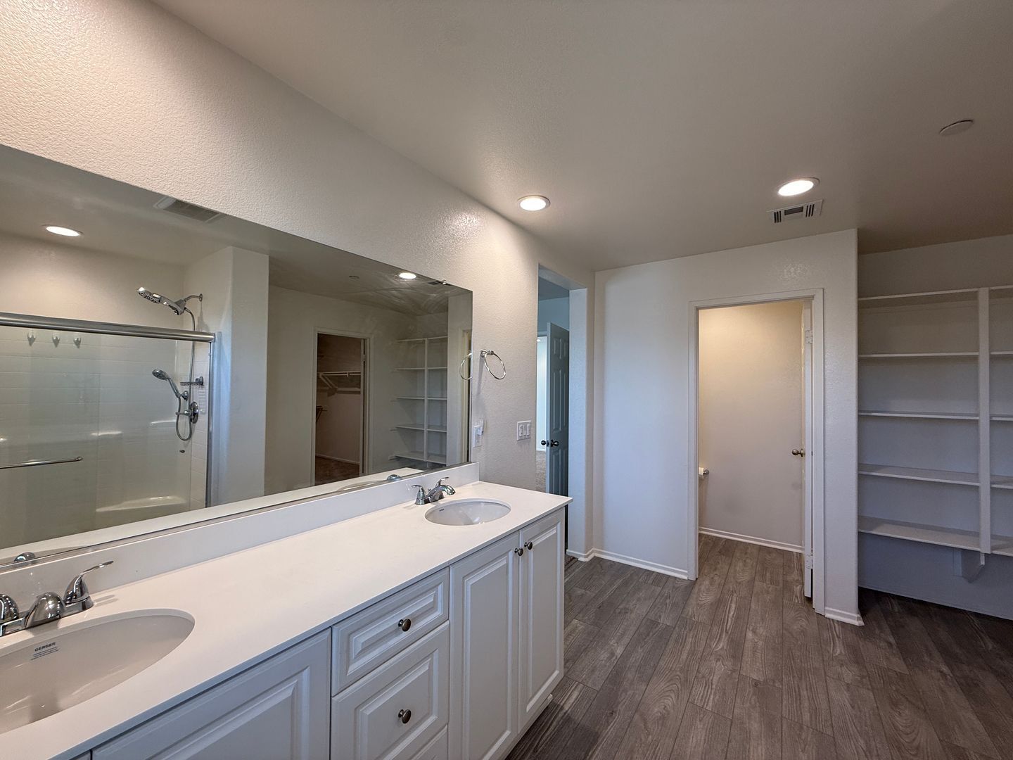 6929 Atmore St. - Palmdale - California - 5 bed, 3.5 bath rental property