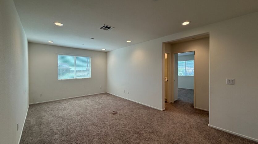 6929 Atmore St. - Palmdale - California - 5 bed, 3.5 bath rental property