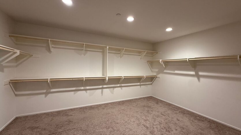 6929 Atmore St. - Palmdale - California - 5 bed, 3.5 bath rental property