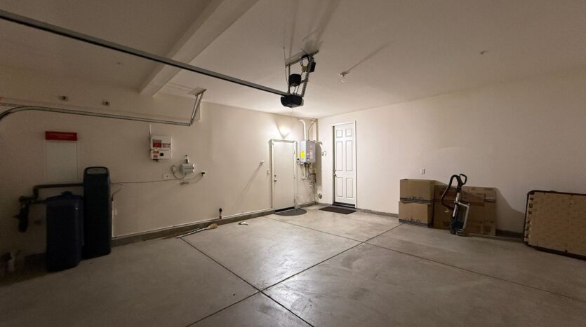 6929 Atmore St. - Palmdale - California - 5 bed, 3.5 bath rental property