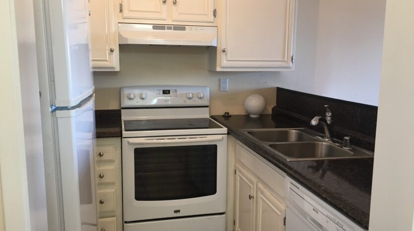 6930 Hyde Park Drive UNIT 321 - San Diego - California - 1 bed, 1 bath rental property