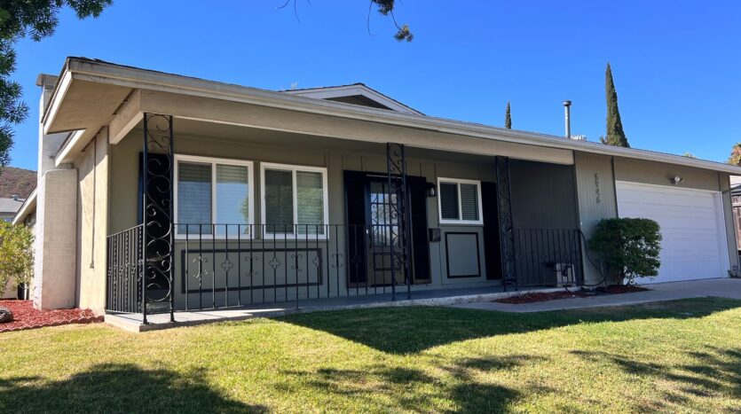 6946 Cowles Mountain Blvd - San Diego - California - 4 bed, 2 bath rental property