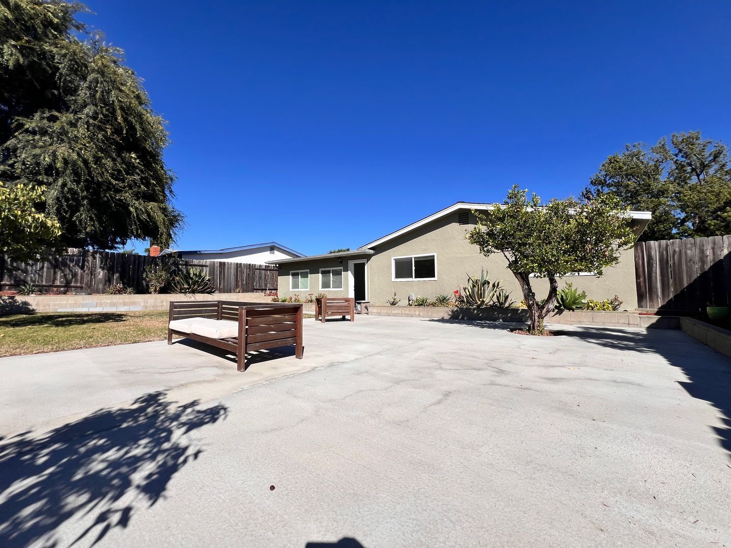 6946 Cowles Mountain Blvd - San Diego - California - 4 bed, 2 bath rental property
