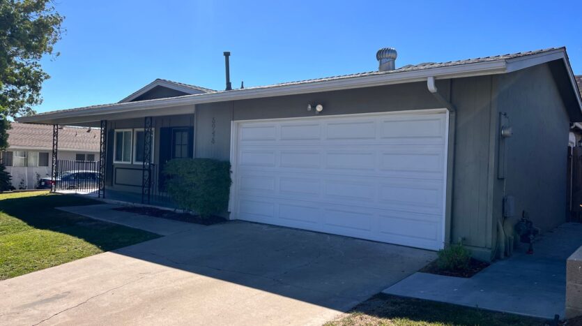 6946 Cowles Mountain Blvd - San Diego - California - 4 bed, 2 bath rental property
