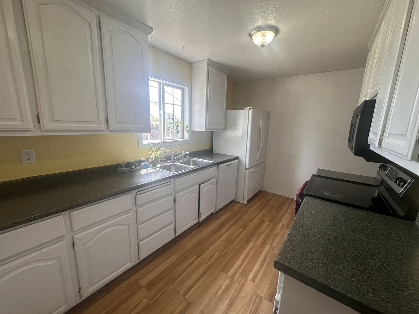 710-220 Muskrat Dr.  - Susanville - California - 3 bed, 1 bath rental property