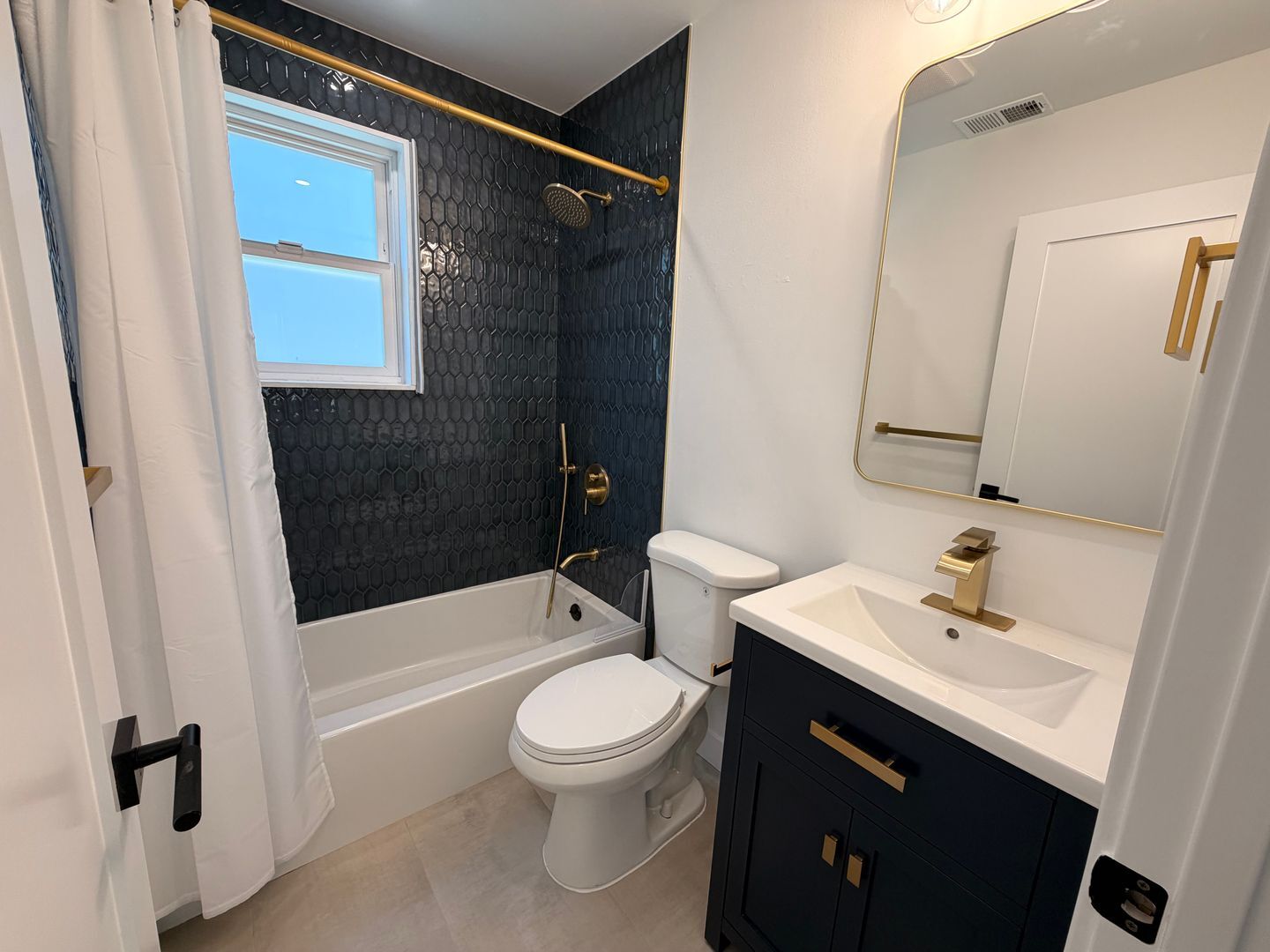 710 W Orange Ave  - South San Francisco - California - 4 bed, 2 bath rental property