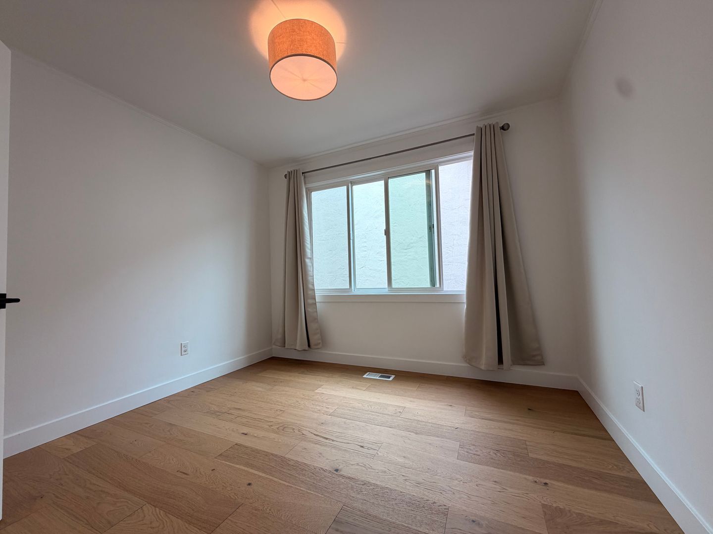 710 W Orange Ave  - South San Francisco - California - 4 bed, 2 bath rental property