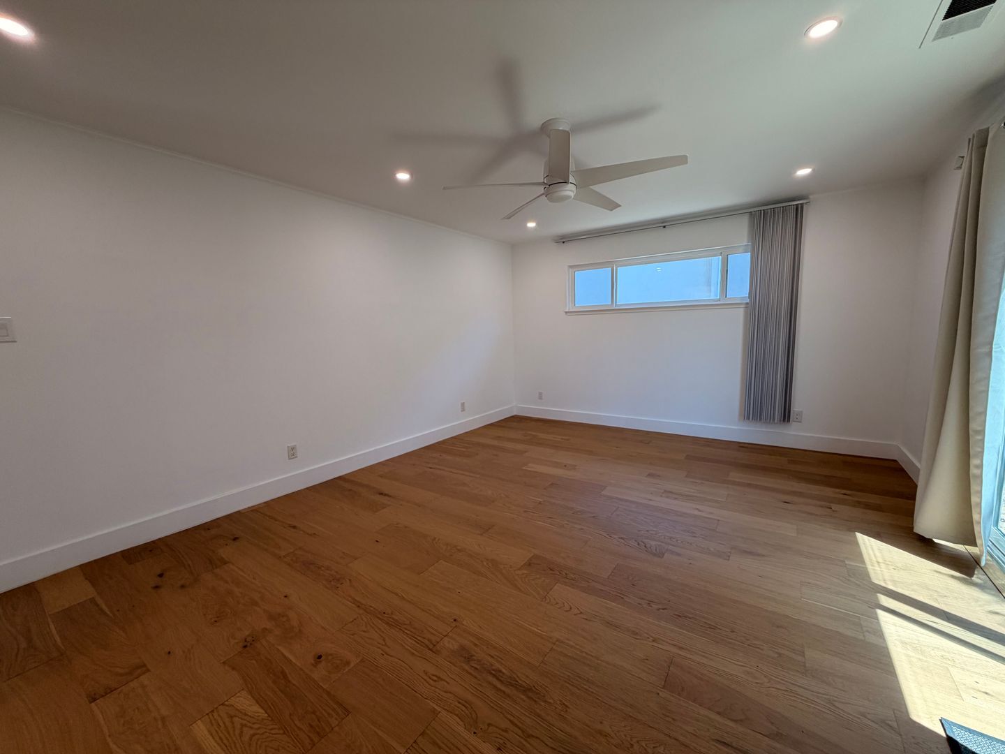 710 W Orange Ave  - South San Francisco - California - 4 bed, 2 bath rental property