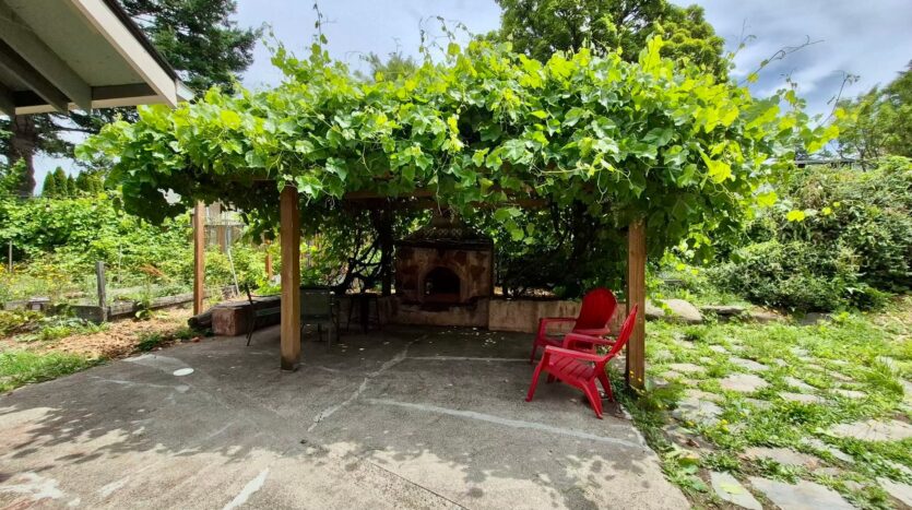 7330 SW 53rd   - Portland - Oregon - 3 bed, 1.5 bath rental property