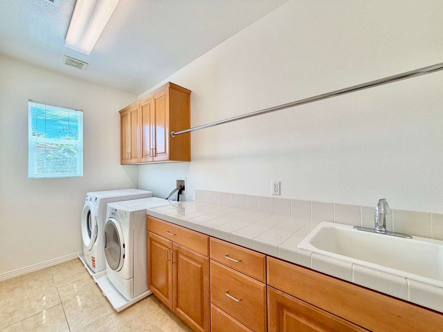 73435 Travers Street - Palm Desert - California - 4 bed, 3 bath rental property