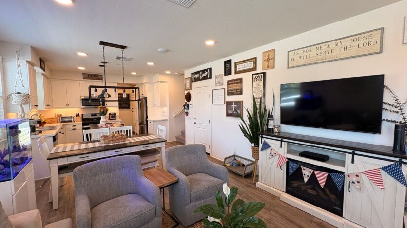 7797 Paxton Pl - Rancho Cucamonga - California - 3 bed, 2.5 bath rental property