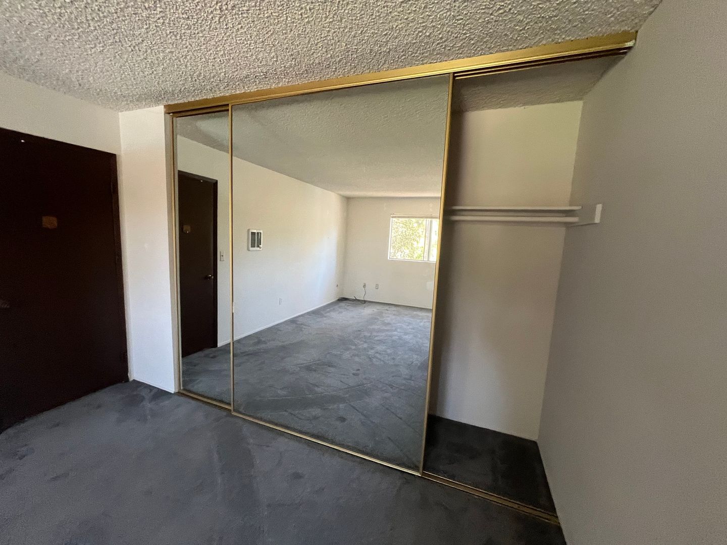 7987 Camino Huerta - San Diego - California - 2 bed, 1.5 bath rental property