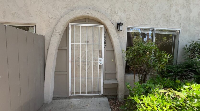 7987 Camino Huerta - San Diego - California - 2 bed, 1.5 bath rental property