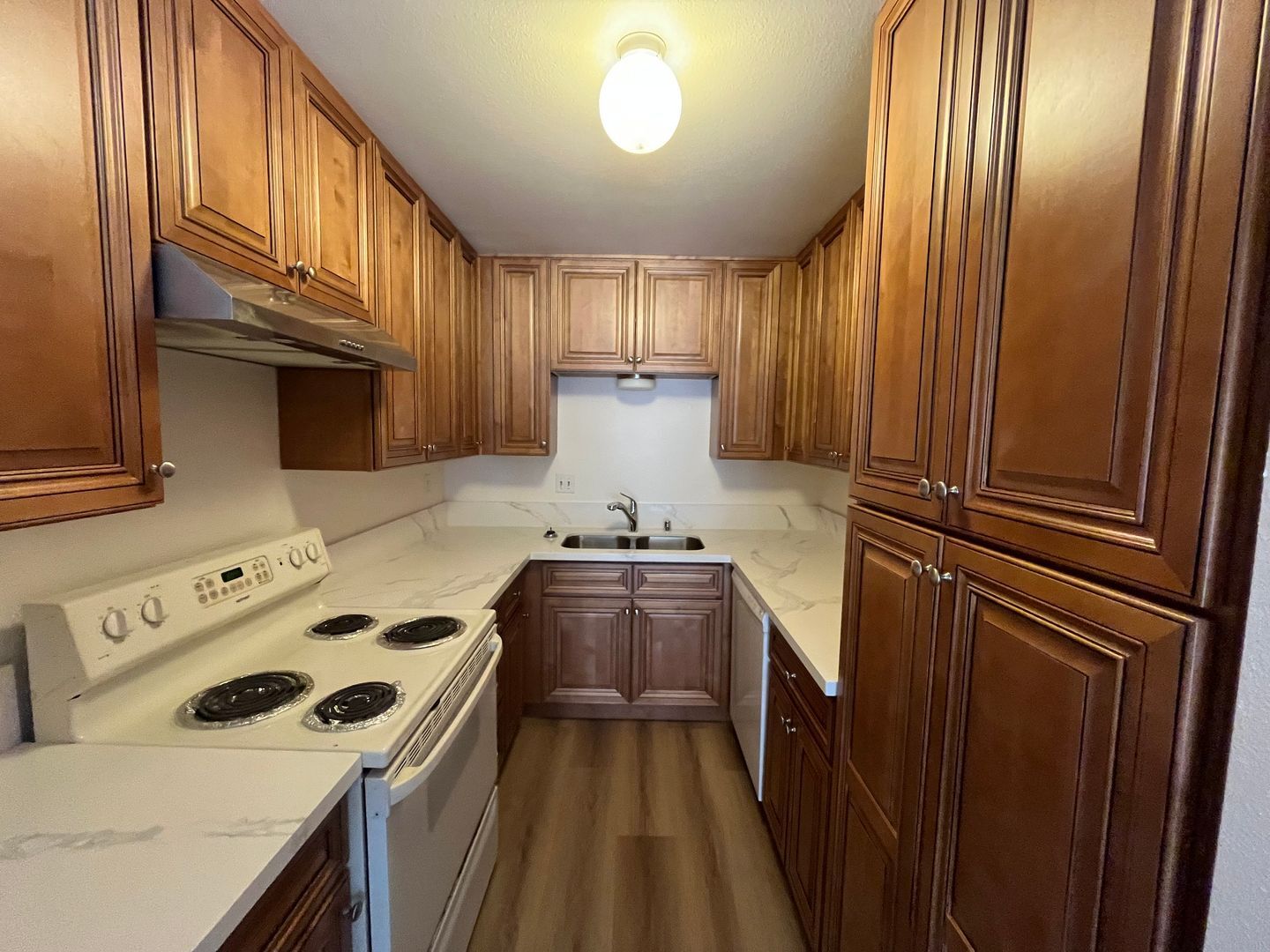 7987 Camino Huerta - San Diego - California - 2 bed, 1.5 bath rental property