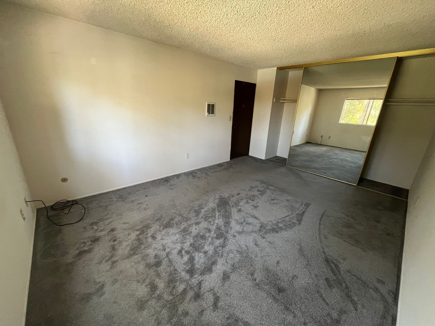 7987 Camino Huerta - San Diego - California - 2 bed, 1.5 bath rental property