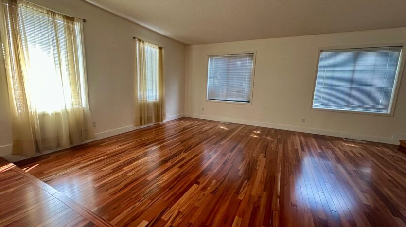 8213 NW 12th Ave - Vancouver - Washington - 4 bed, 2.5 bath rental property