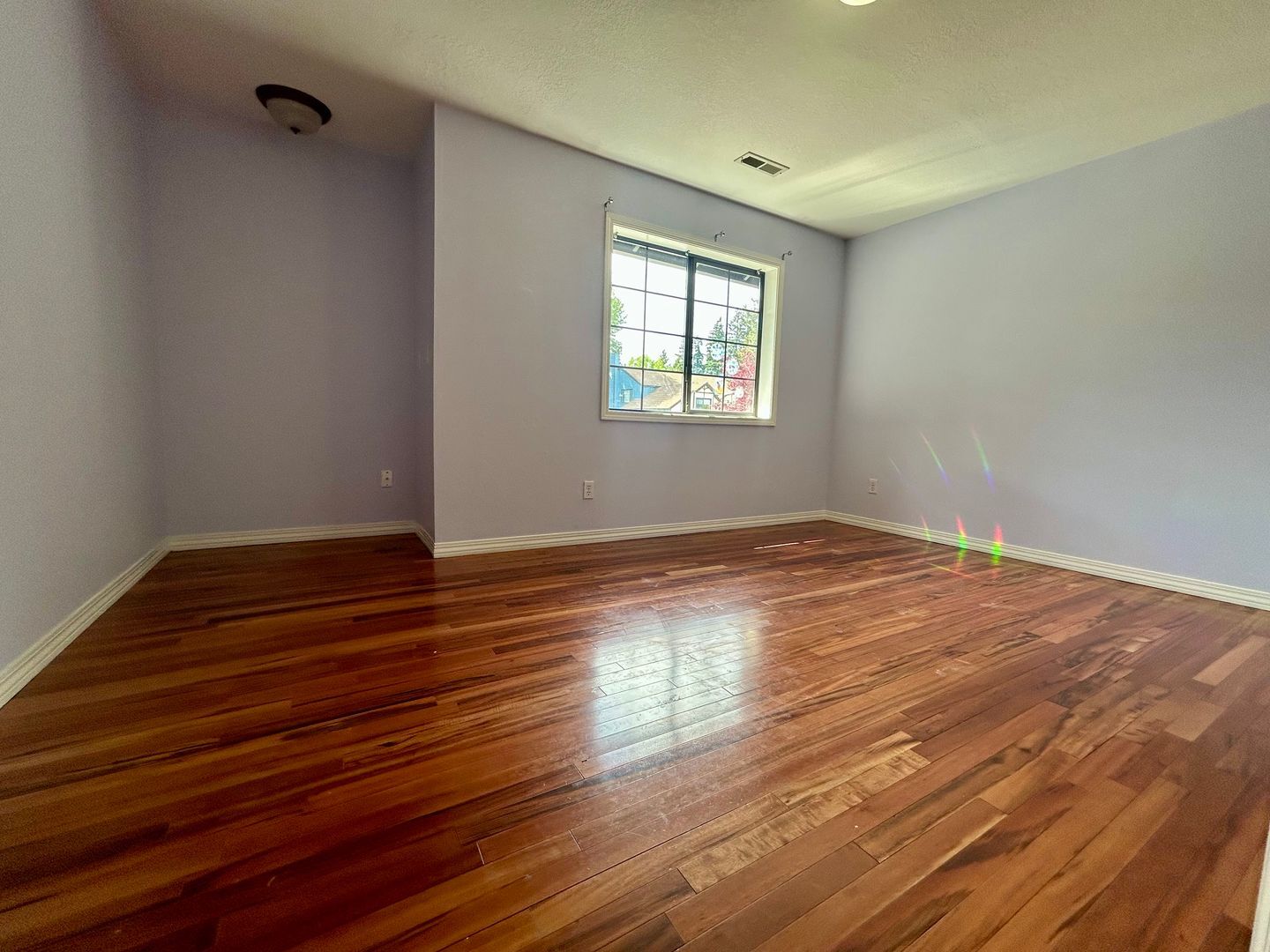 8213 NW 12th Ave - Vancouver - Washington - 4 bed, 2.5 bath rental property