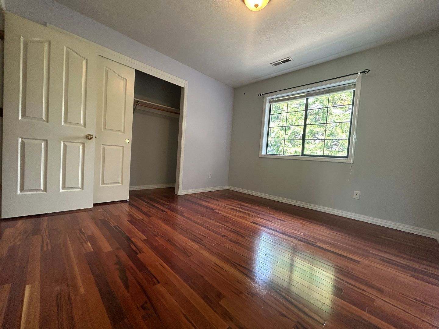 8213 NW 12th Ave - Vancouver - Washington - 4 bed, 2.5 bath rental property
