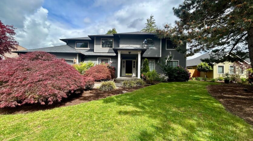 8213 NW 12th Ave - Vancouver - Washington - 4 bed, 2.5 bath rental property