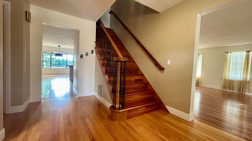 8213 NW 12th Ave - Vancouver - Washington - 4 bed, 2.5 bath rental property