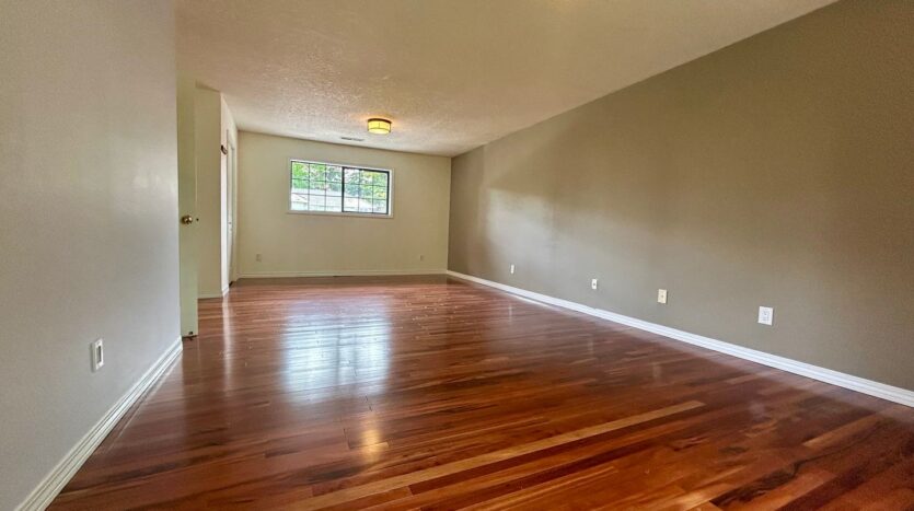 8213 NW 12th Ave - Vancouver - Washington - 4 bed, 2.5 bath rental property