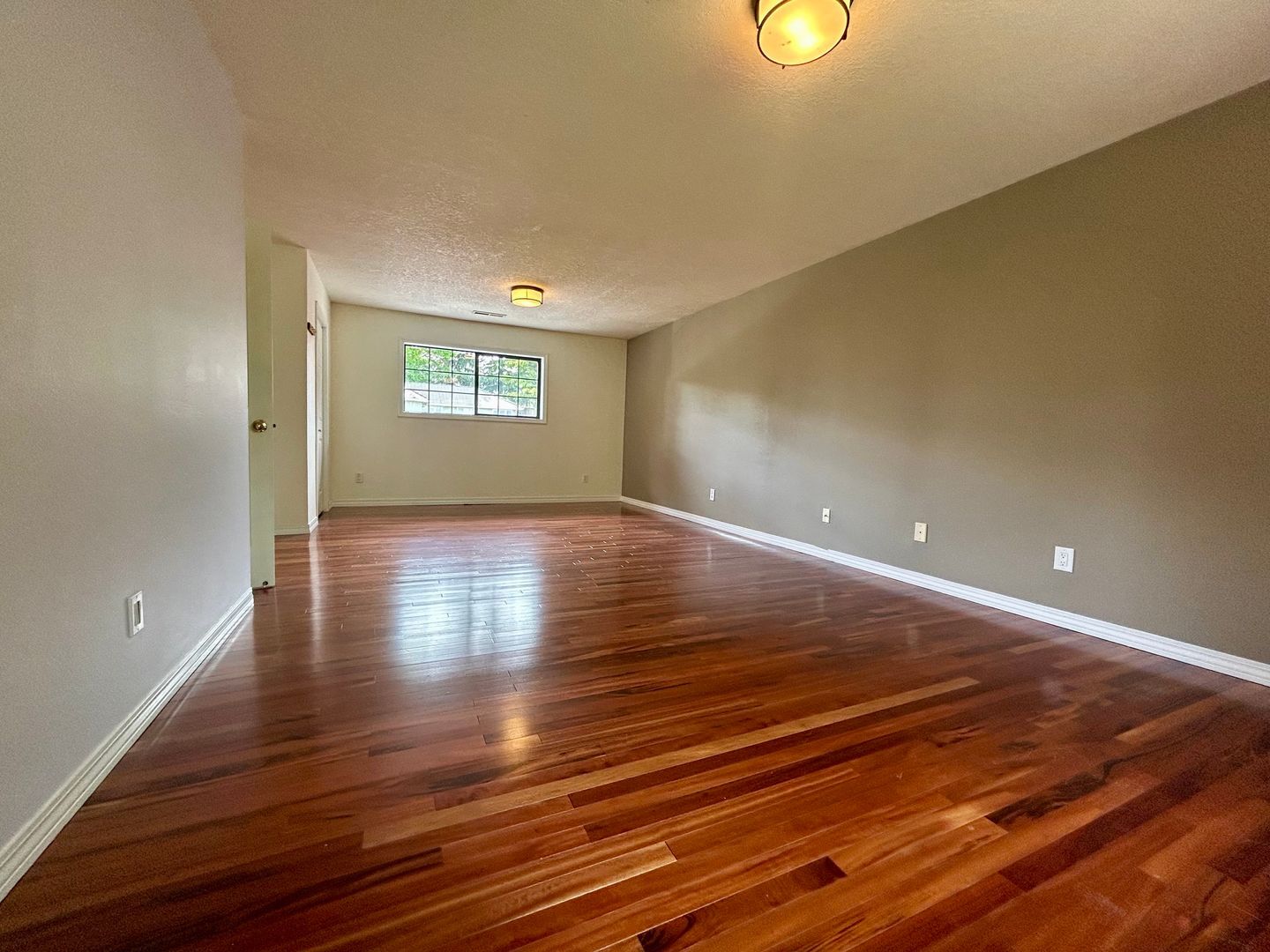 8213 NW 12th Ave - Vancouver - Washington - 4 bed, 2.5 bath rental property