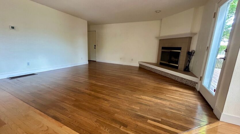 8213 NW 12th Ave - Vancouver - Washington - 4 bed, 2.5 bath rental property