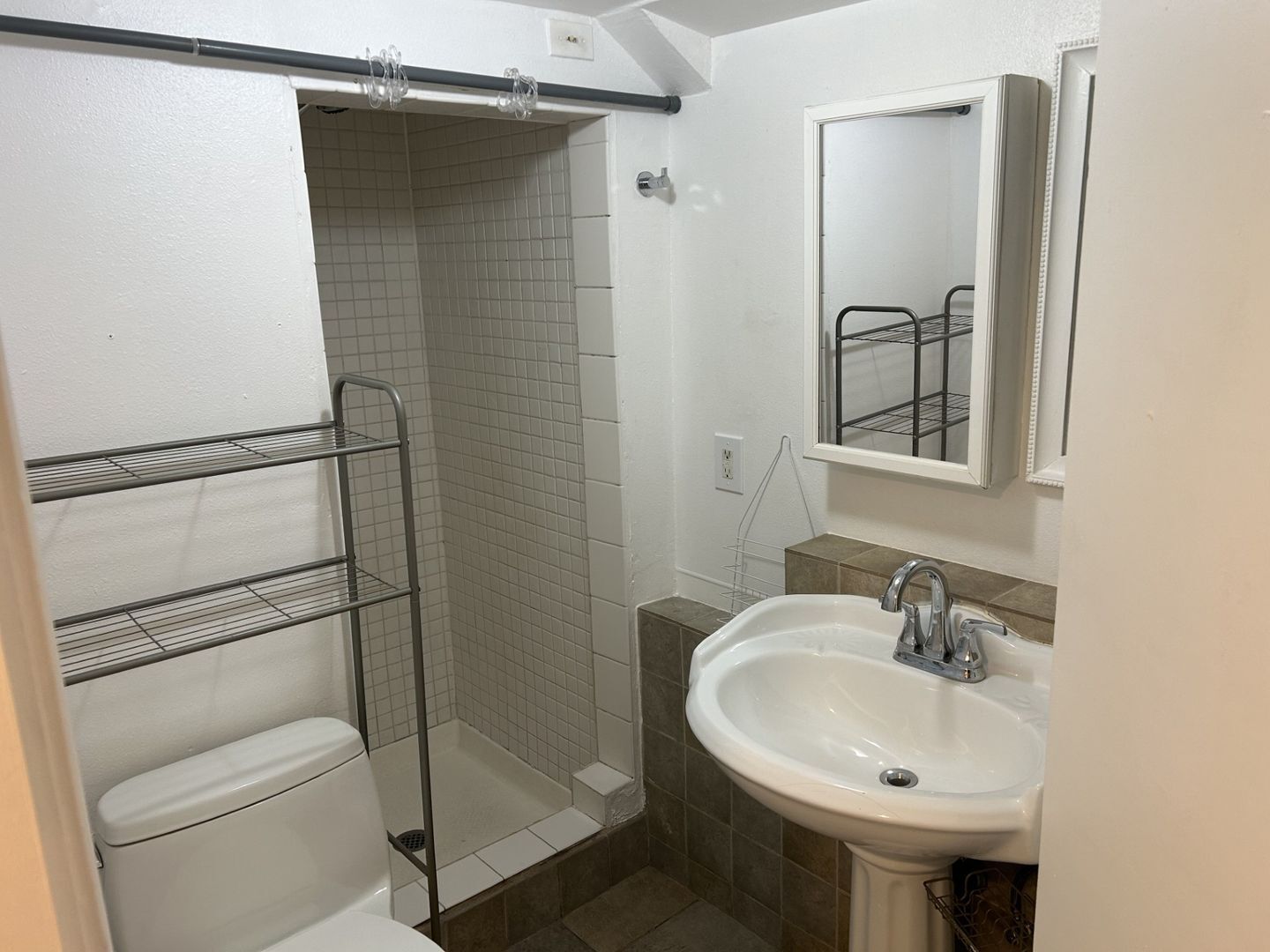 827 Georgia Street  - Vallejo - California - 1 bed, 1 bath rental property