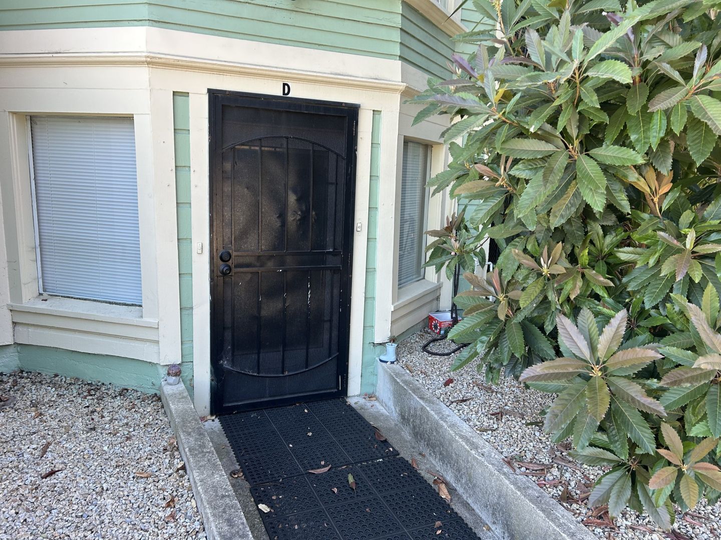 827 Georgia Street  - Vallejo - California - 1 bed, 1 bath rental property