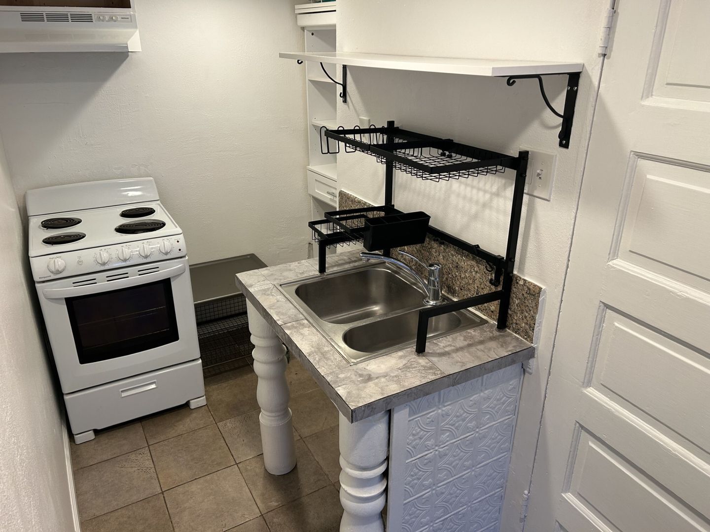 827 Georgia Street  - Vallejo - California - 1 bed, 1 bath rental property