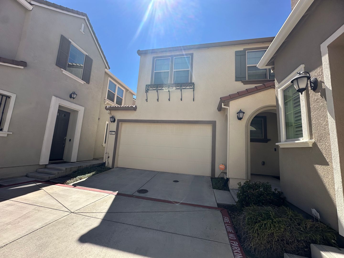 8877 Solo Way  - Elk Grove - California - 5 bed, 3 bath rental property