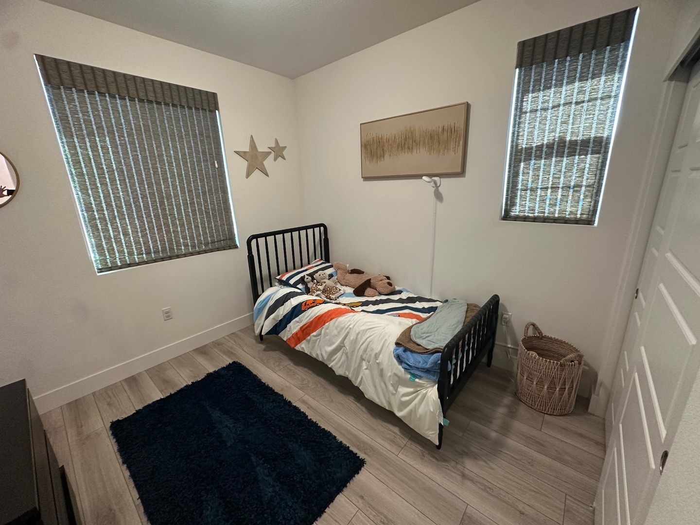 8877 Solo Way  - Elk Grove - California - 5 bed, 3 bath rental property