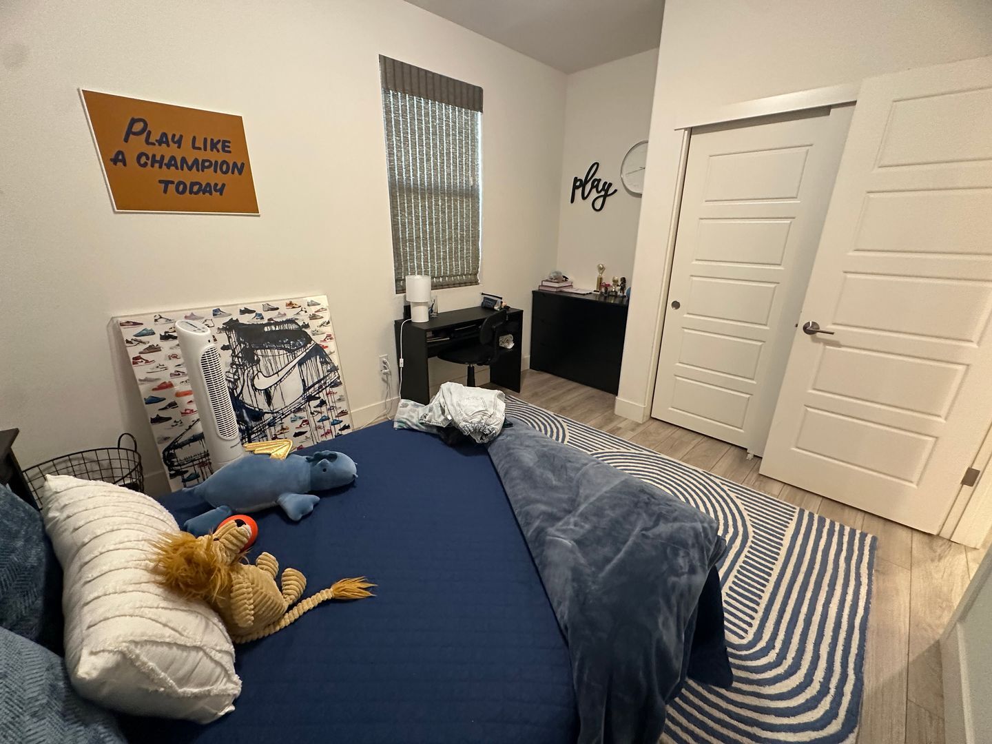 8877 Solo Way  - Elk Grove - California - 5 bed, 3 bath rental property