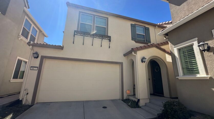 8877 Solo Way  - Elk Grove - California - 5 bed, 3 bath rental property