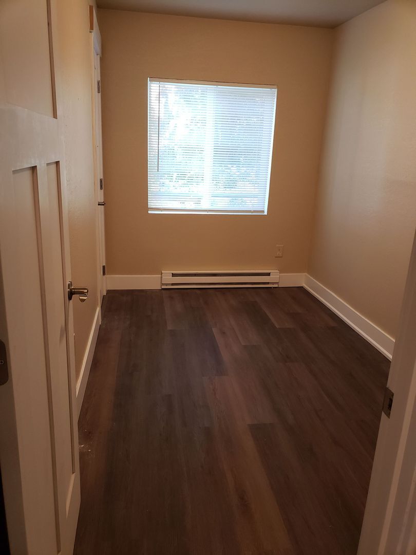 901 High Street - Bellingham - Washington - 1 bed, 1 bath rental property