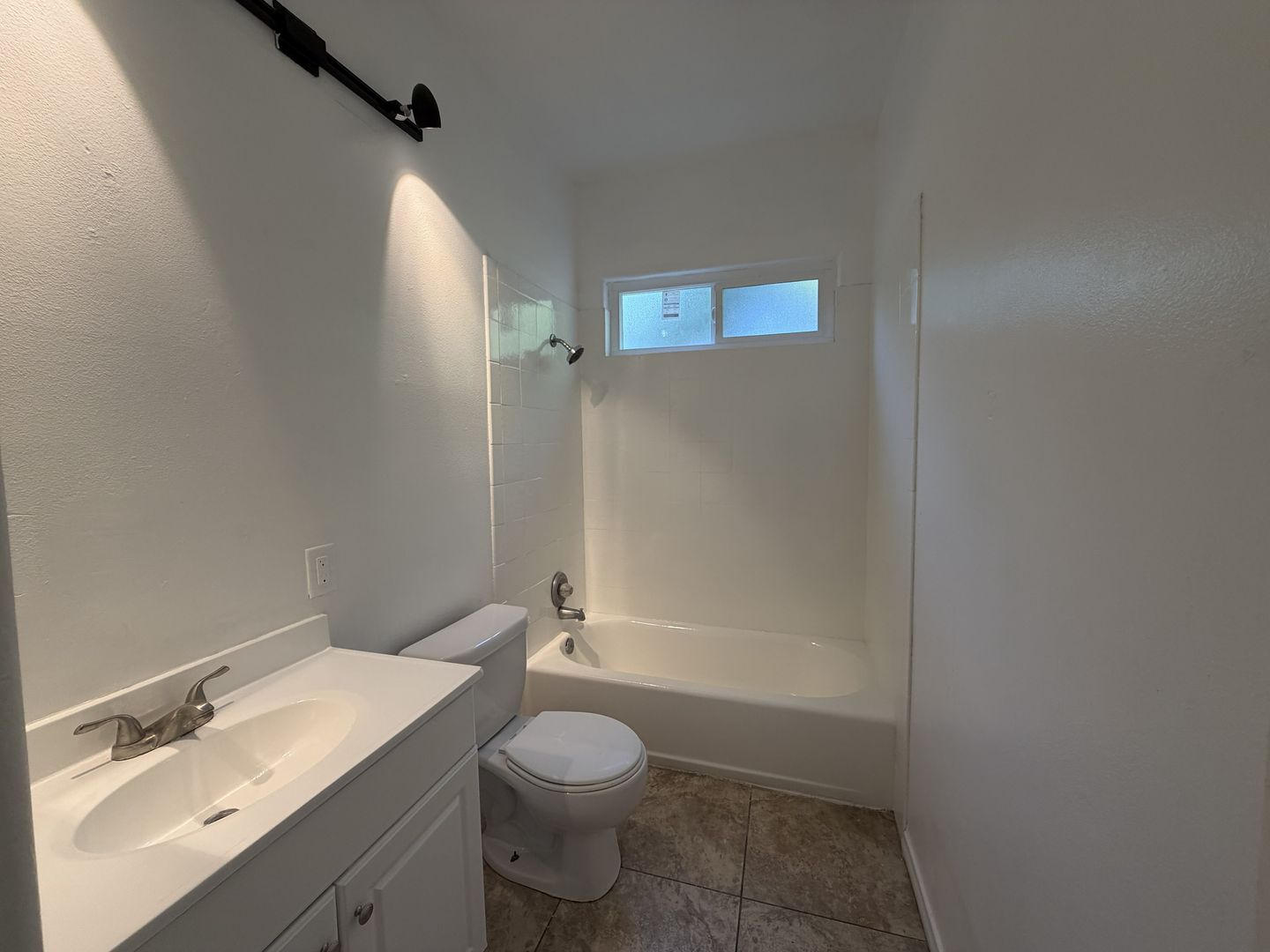RV T 7216 Yates St Unit A - San Bernardino - California - 5 bed, 2 bath rental property