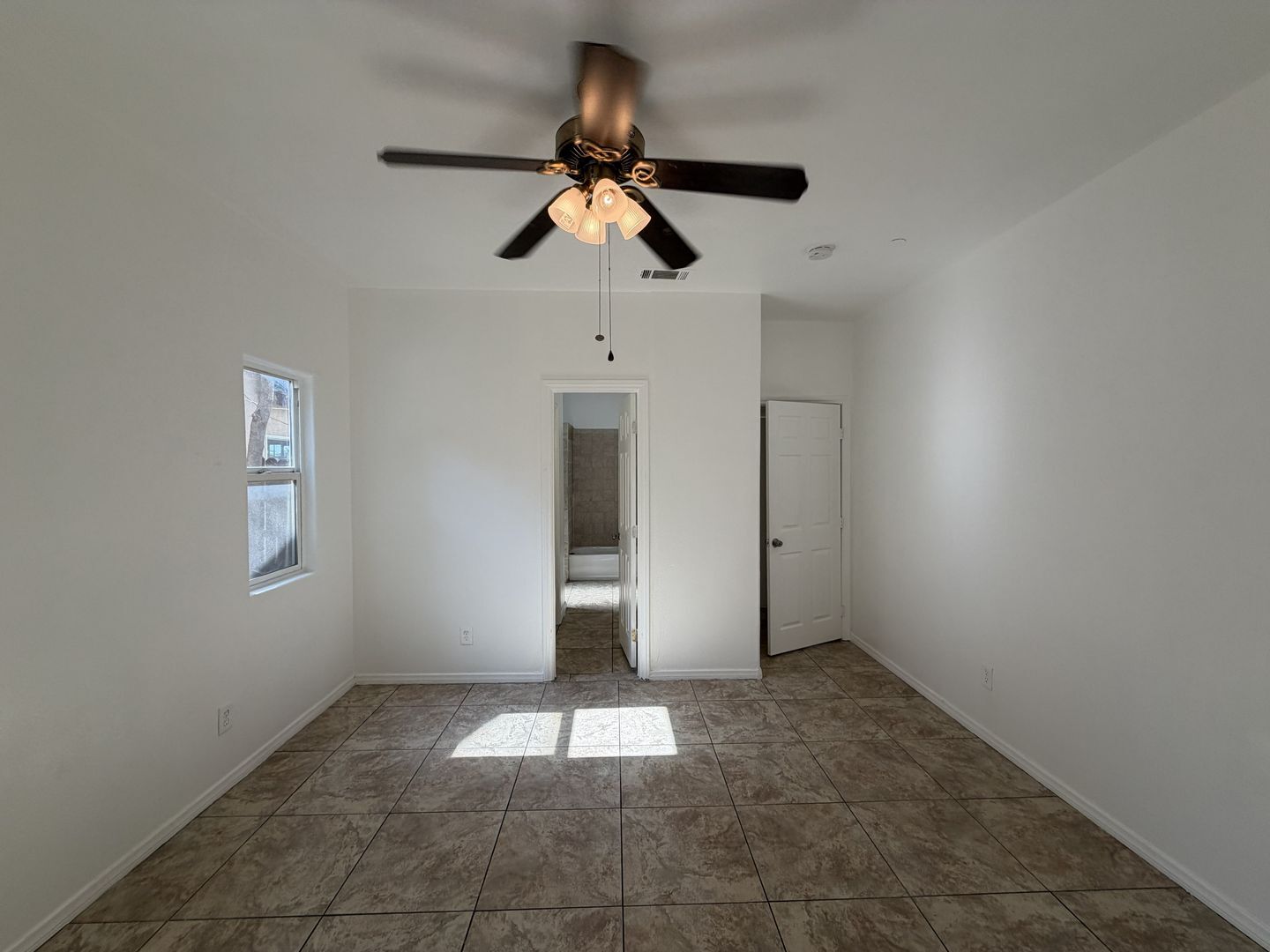 RV T 7216 Yates St Unit A - San Bernardino - California - 5 bed, 2 bath rental property