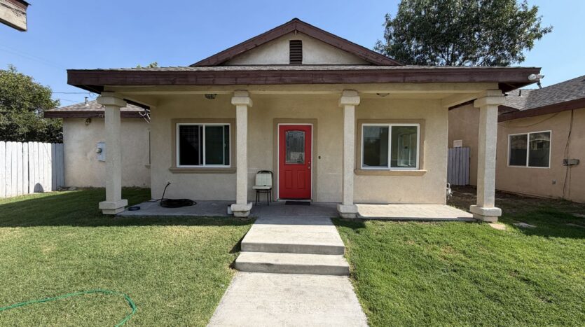 RV T 7216 Yates St Unit A - San Bernardino - California - 5 bed, 2 bath rental property