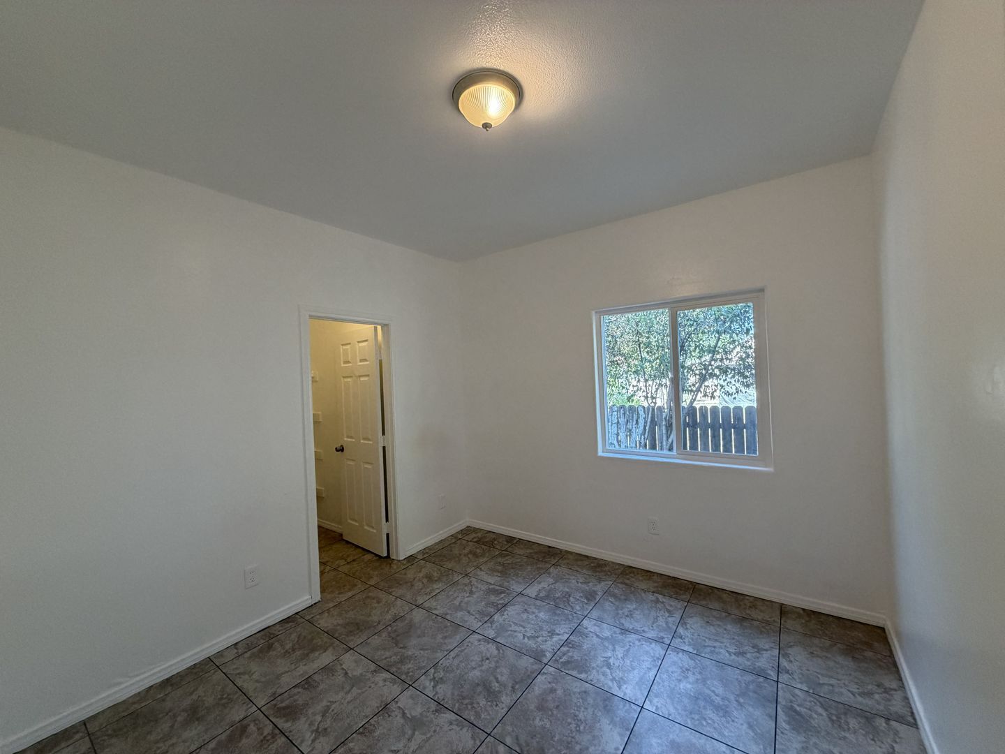RV T 7216 Yates St Unit A - San Bernardino - California - 5 bed, 2 bath rental property