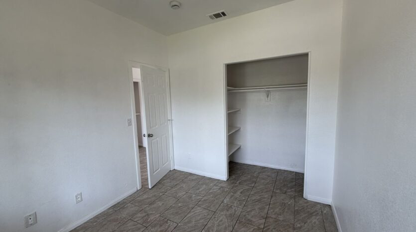 RV T 7216 Yates St Unit A - San Bernardino - California - 5 bed, 2 bath rental property