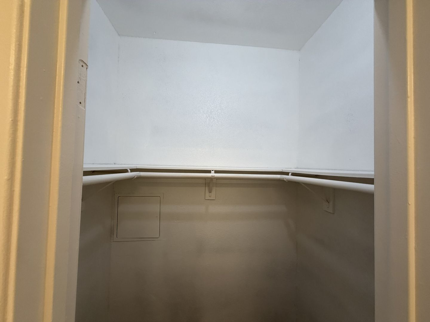 RV T 7216 Yates St Unit A - San Bernardino - California - 5 bed, 2 bath rental property