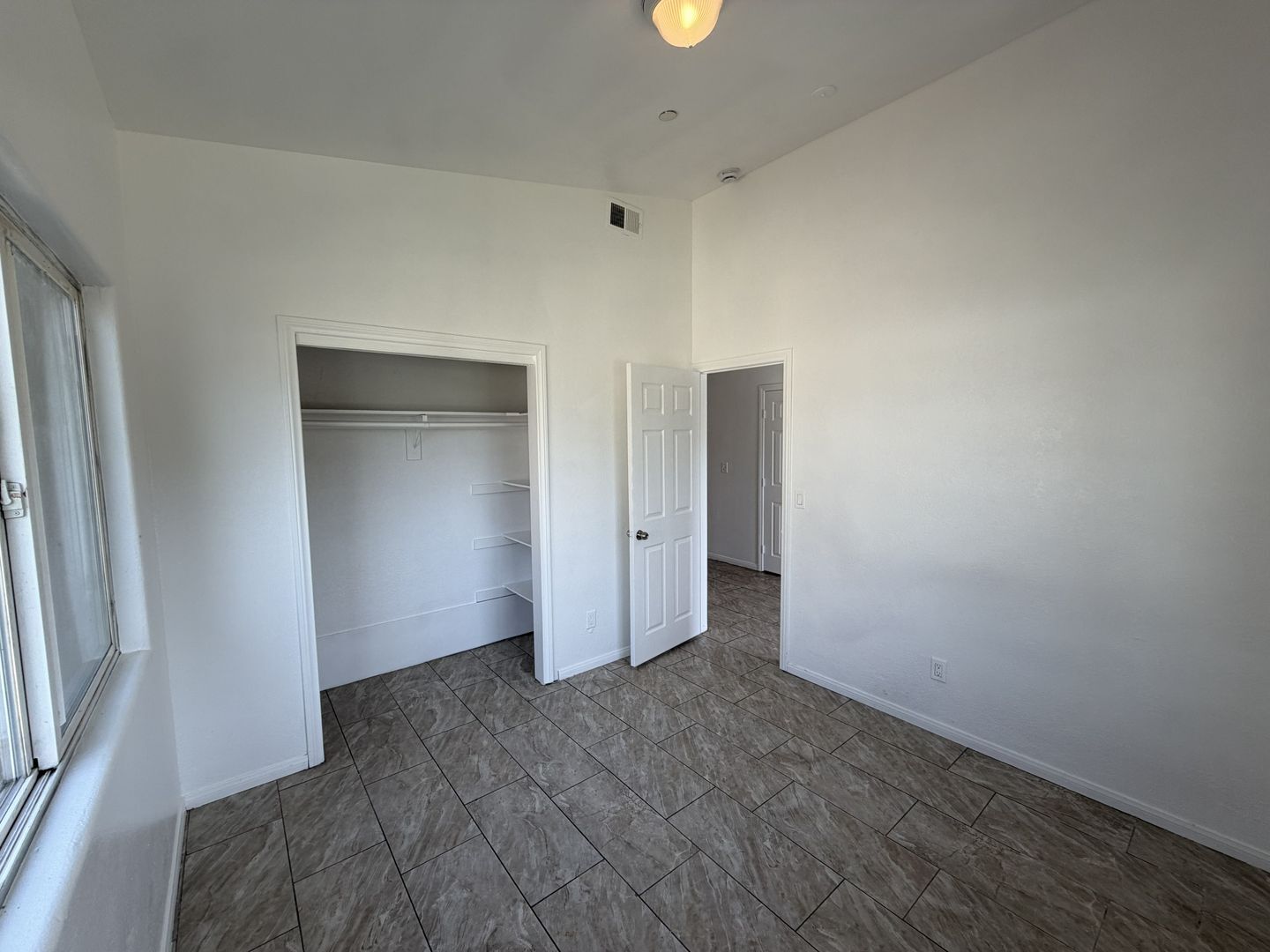 RV T 7216 Yates St Unit A - San Bernardino - California - 5 bed, 2 bath rental property