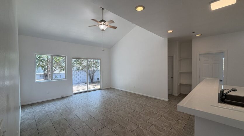 RV T 7216 Yates St Unit A - San Bernardino - California - 5 bed, 2 bath rental property