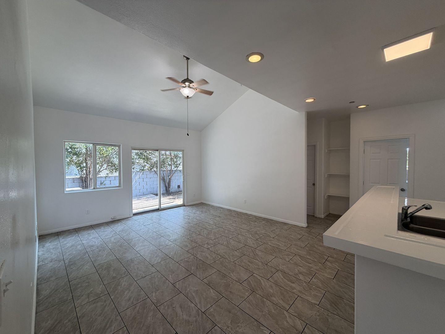 RV T 7216 Yates St Unit A - San Bernardino - California - 5 bed, 2 bath rental property