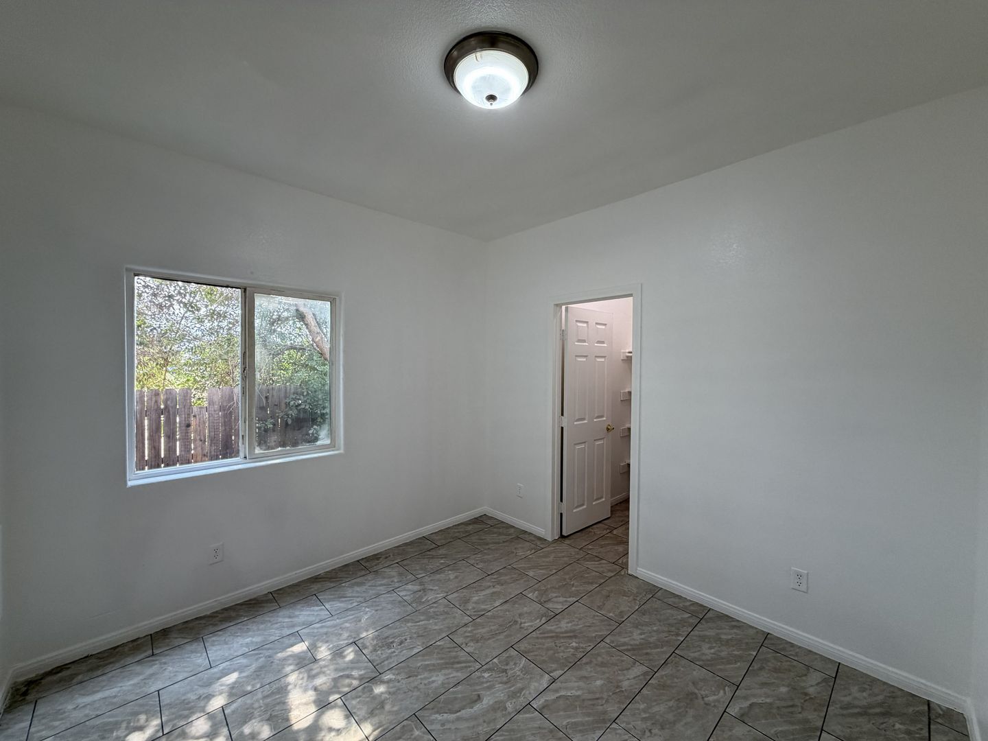 RV T 7216 Yates St Unit A - San Bernardino - California - 5 bed, 2 bath rental property