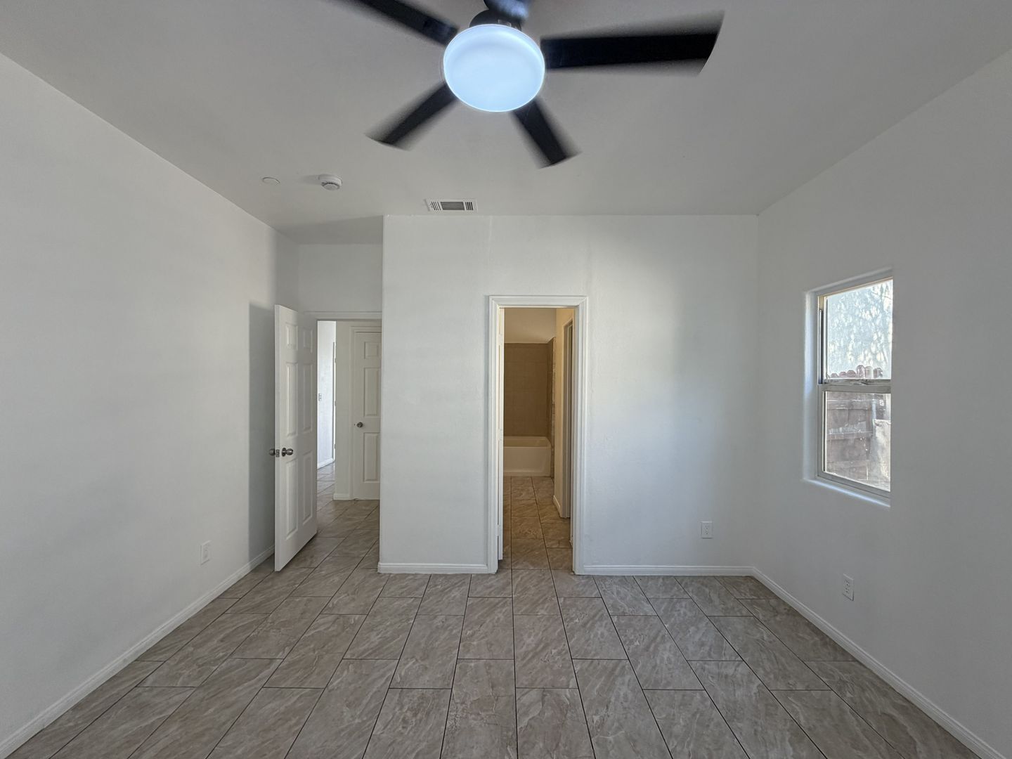 RV T 7216 Yates St Unit A - San Bernardino - California - 5 bed, 2 bath rental property